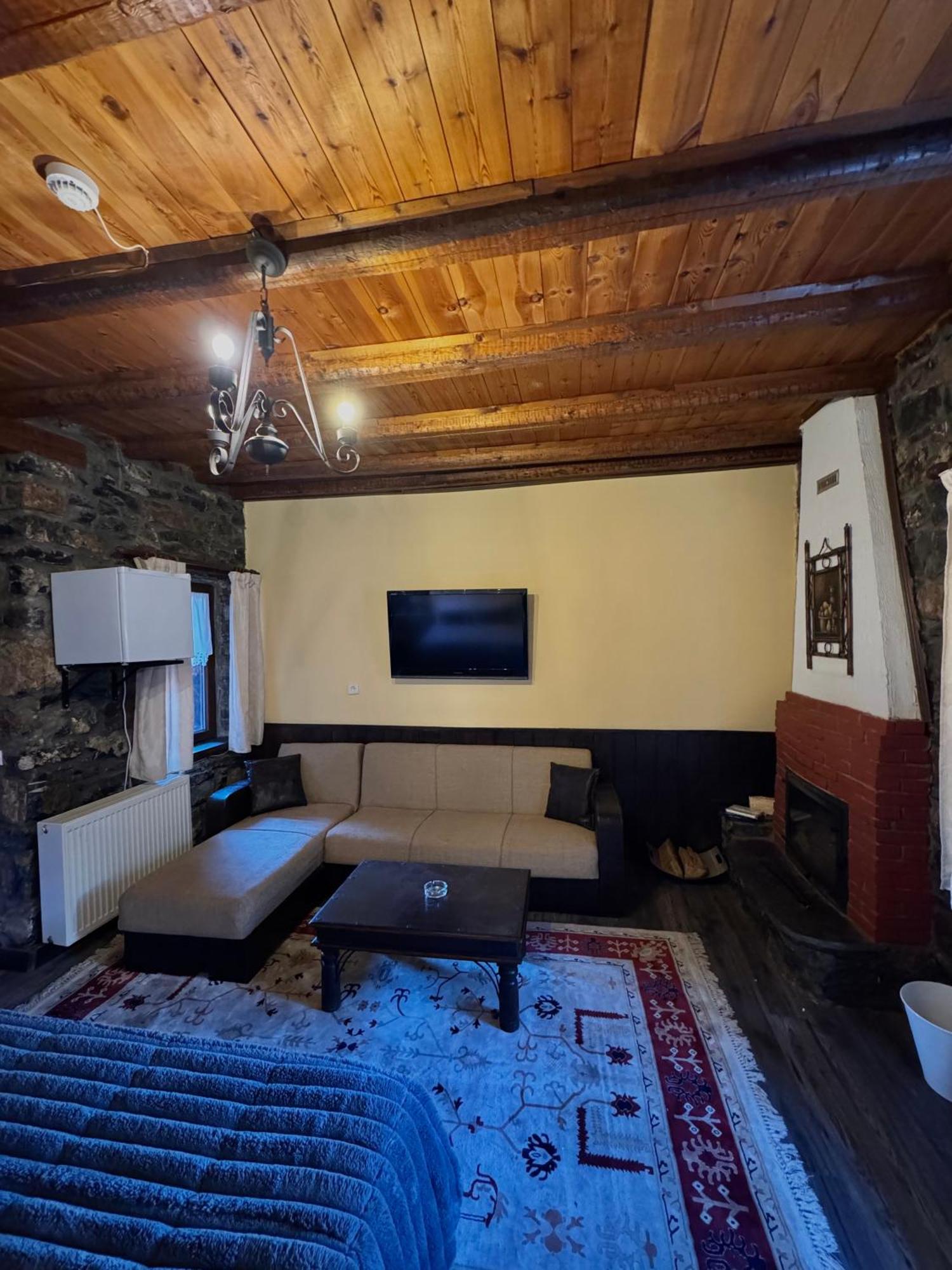Chalet Asteras Tou Vorra Agios Athanasios  Buitenkant foto